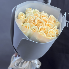 Букет из 25 роз Аваланж (50 см) в Протвино