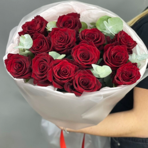 Букет из 13 роз Эквадор Эксплорер (60 см) в Протвино