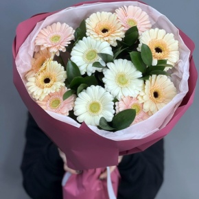 Букет из 13 белых гербер микс в Протвино