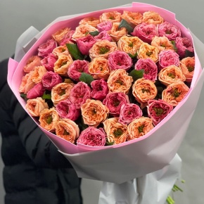 Букет "Лав ю" из 51 пионовидной розы Риджентс парк (60 см) в Протвино