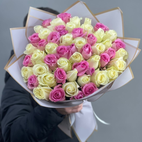 Букет из 51 розы микс  (40 см) в Протвино