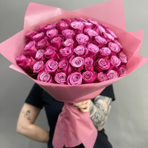 Букет из 51 розы Космик (60 см) в Протвино