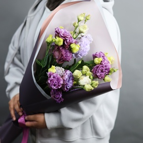 Букет "Сливовый чизкейк" из махровых эустом в Протвино