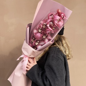 Букет из розовой орхидеи в Протвино