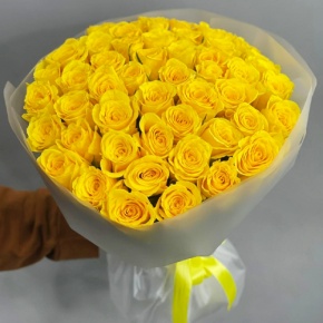 Букет "Золотце" из 51 лимонной розы (40 см) в Протвино