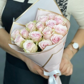 Букет из 15 пудровых роз Кения (40 см) в Протвино