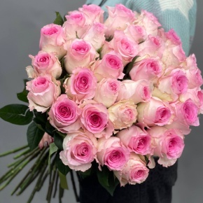 Букет 25 пионовидных роз Эквадор (60 см) в Протвино