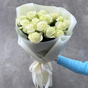 Букет "Умка" из 15 белых роз (50 см) в Протвино