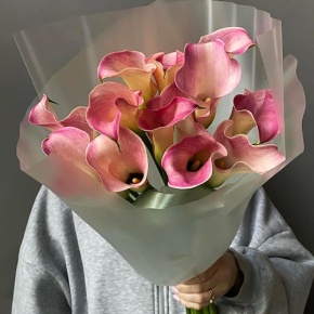 Букет из 13 нежных калл в Протвино