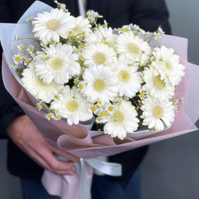 Нежный букет из гербер и ромашек в Протвино