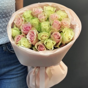 Букет из 21 нежной розы (40 см) в Протвино