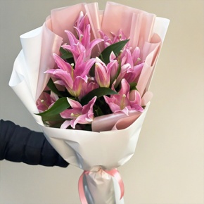 Монобукет из 9 ароматных розовых лилий в Протвино
