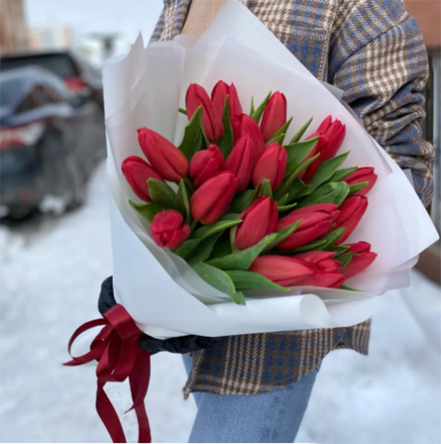 Букет красных тюльпанов в Протвино