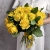 Букет из 25 лимонных роз с рускусом (40 см) в Протвино
