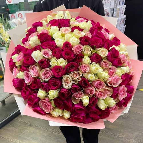 Букет 151 роза ягодный микс (40 см) в Протвино